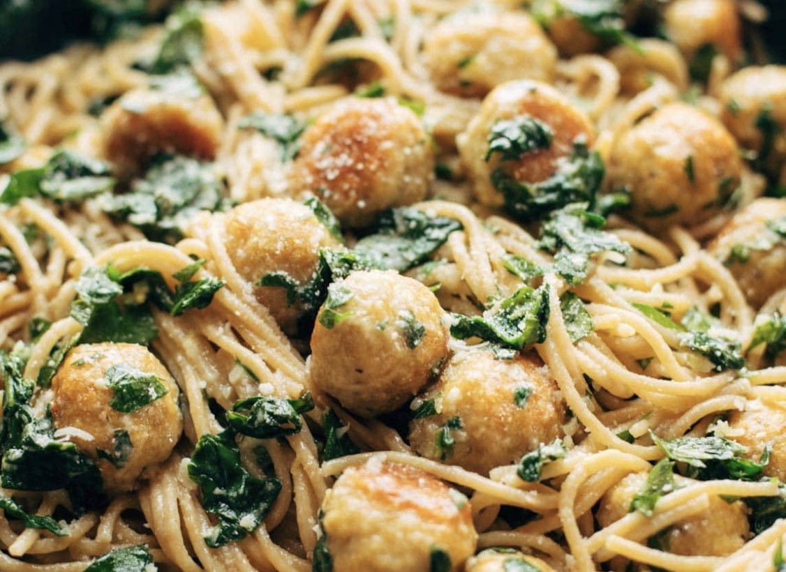 Garlic Herb Spaghetti With Baked Chicken Meatballs - Faxo