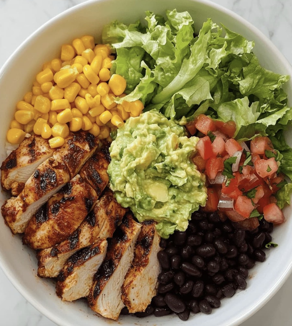 High Protein Chicken Burrito Bowl - Faxo