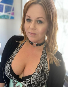 Hello 👋👋 how do I look friends 👋👋❤️❤️🤩