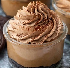 Bailey's Irish Cream Chocolate Cheesecake Cups