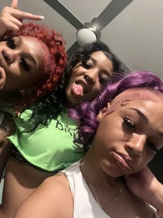 tripple threat ❤️🖤💜