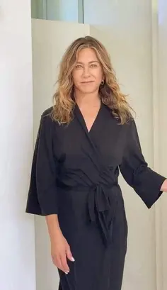 “Dressed in black but feeling golden today 🌟 Add me, say hi, or send a little love in my messages 💌 I’d love to hear from you.