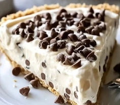 No-Bake Cannoli Cream Pie