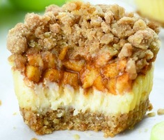 Apple Crisp Mini-Cheesecakes Cupcakes
