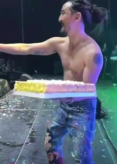 Cake Me!
