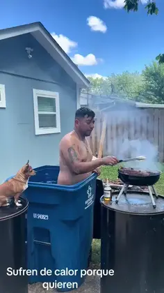 Barbecuing In The Pool 🫠