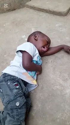 please share it with this kid whatever little it's he will appreciate it and nothing is little because every donation matters allot and makes a difference in the lives of these kids please 🙏. donate today to save and make a difference 🙏